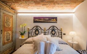 Florence Luxury House